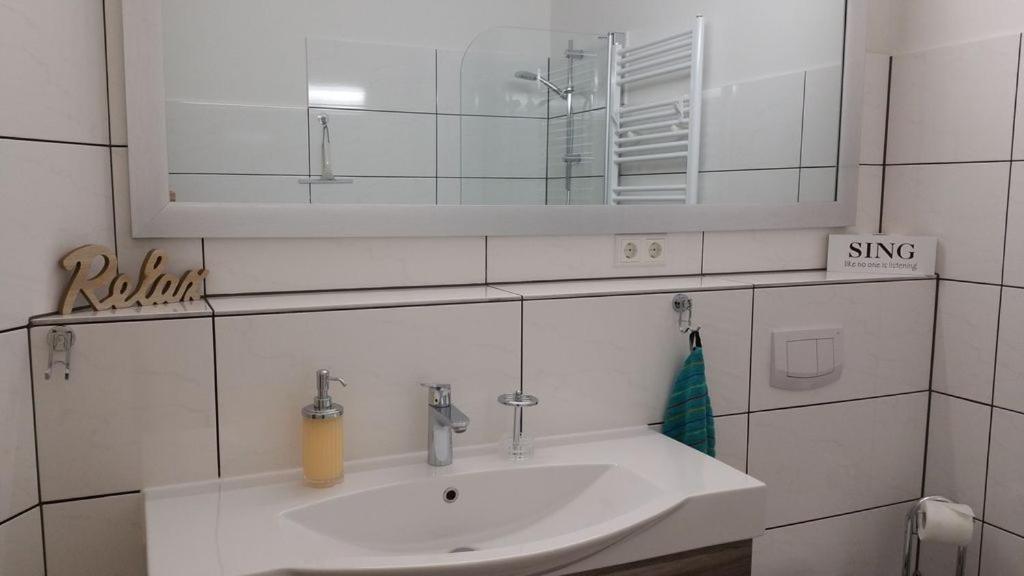 Top Lage! Appartement Im Herzen Von Einbeck! 3 Schlafzimmer, Garten! Exterior foto